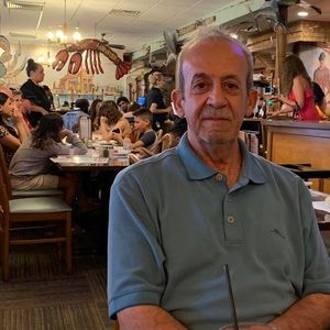 Meet your Posher, Husam